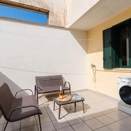 Casa Nicoletta A بيت للعطل *